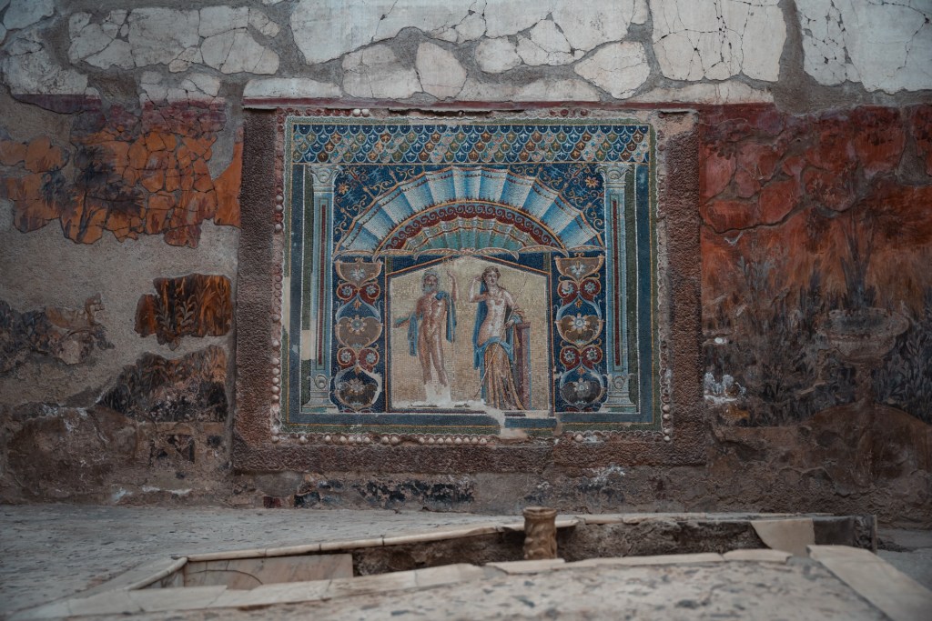 #77: Pompeii’s Cooler Cousin –&nbsp;Herculaneum